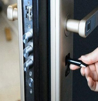 九龙坡开锁 九龙坡开锁公司开修指纹锁